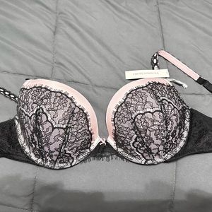 Victoria secret bra brand new!